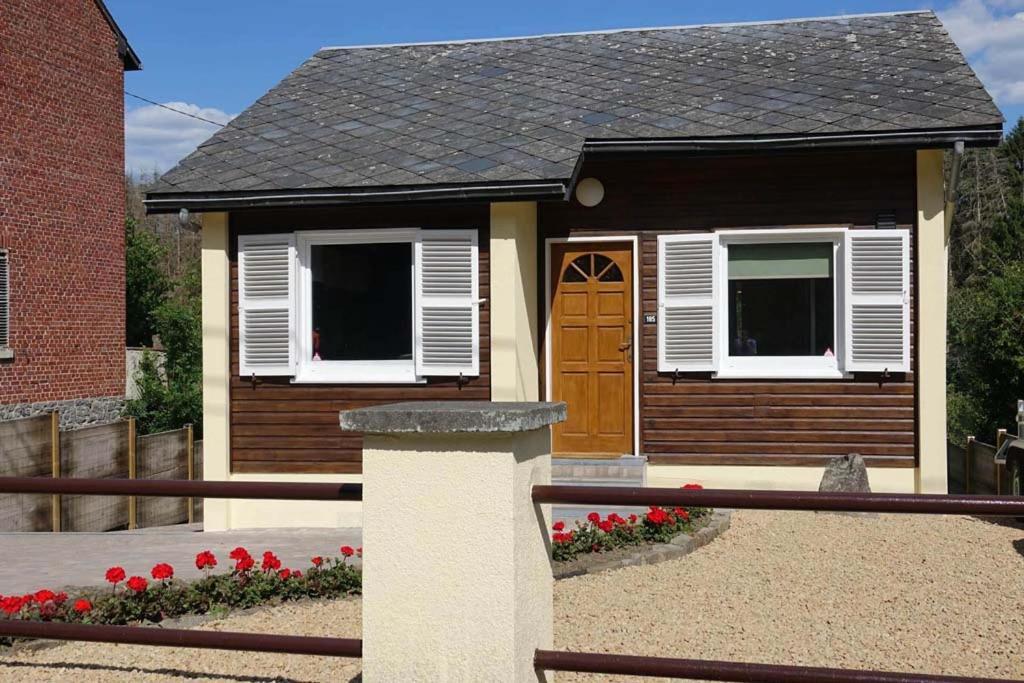 Le Chalet De Hermeton Hastiere-par-dela Exterior photo
